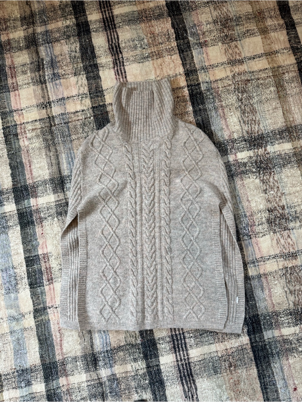 Gray Cable-Knit Women's Sweater